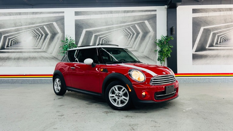 2013 MINI Cooper Base's photo
