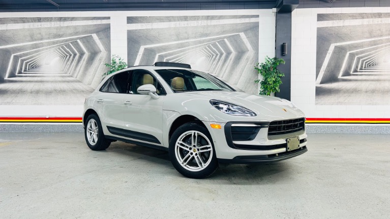 2022 Porsche Macan