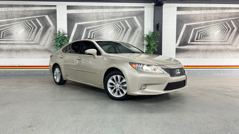 2014 Lexus ES 300h Base