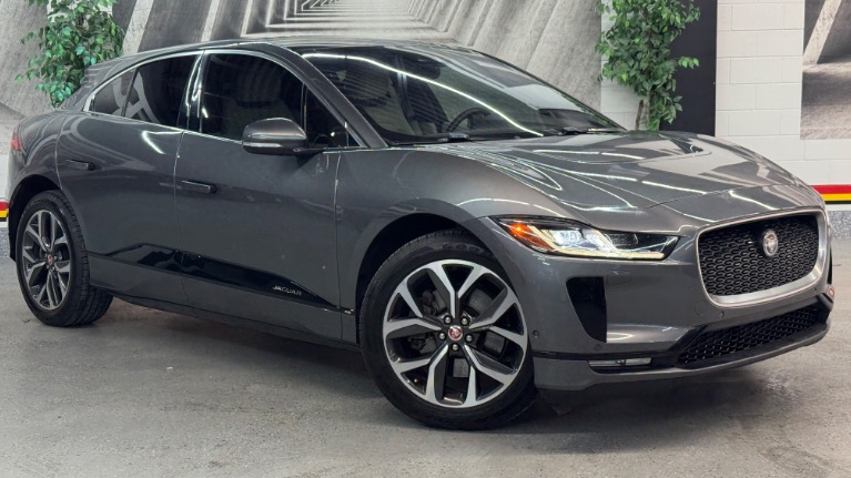 2020 Jaguar I-PACE SE's photo